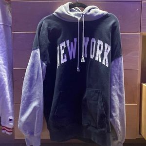 Brandy Melville New York hoodie